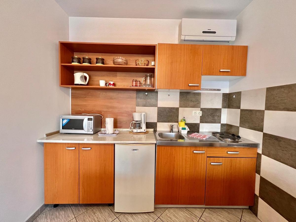 Apartmani Marija Dramalj Exterior foto