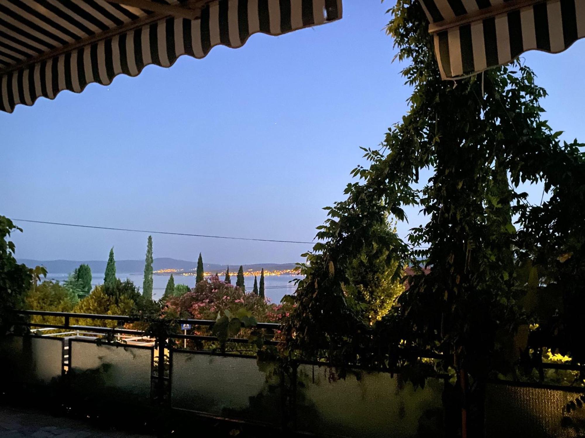 Apartmani Marija Dramalj Exterior foto